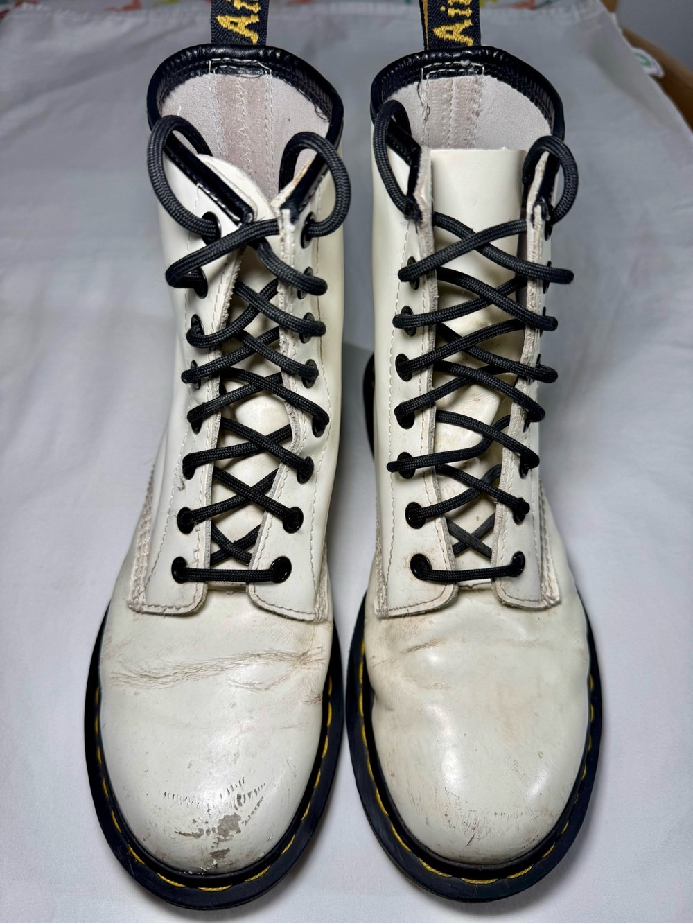 Dr. Martens Women's Original Smooth Leather Lace Up Boots White Size 8 Casual